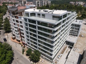 2 makuuhuonetta Tsentar, Veliko Tarnovo