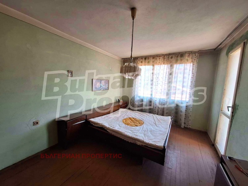 De vânzare  3 dormitoare Ciustendil , Țentâr , 120 mp | 51359246 - imagine [4]