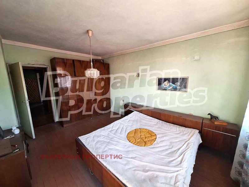 De vânzare  3 dormitoare Ciustendil , Țentâr , 120 mp | 51359246 - imagine [10]