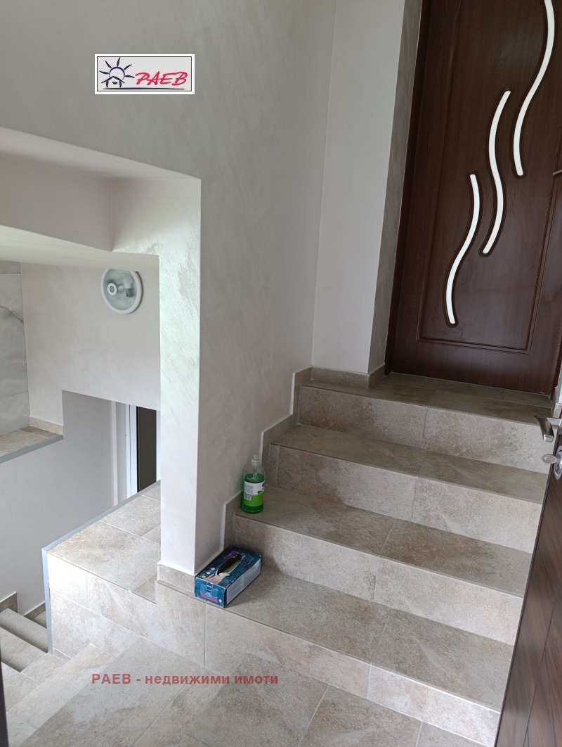 Продава  Къща град Русе , Широк център , 100 кв.м | 26594853 - изображение [15]