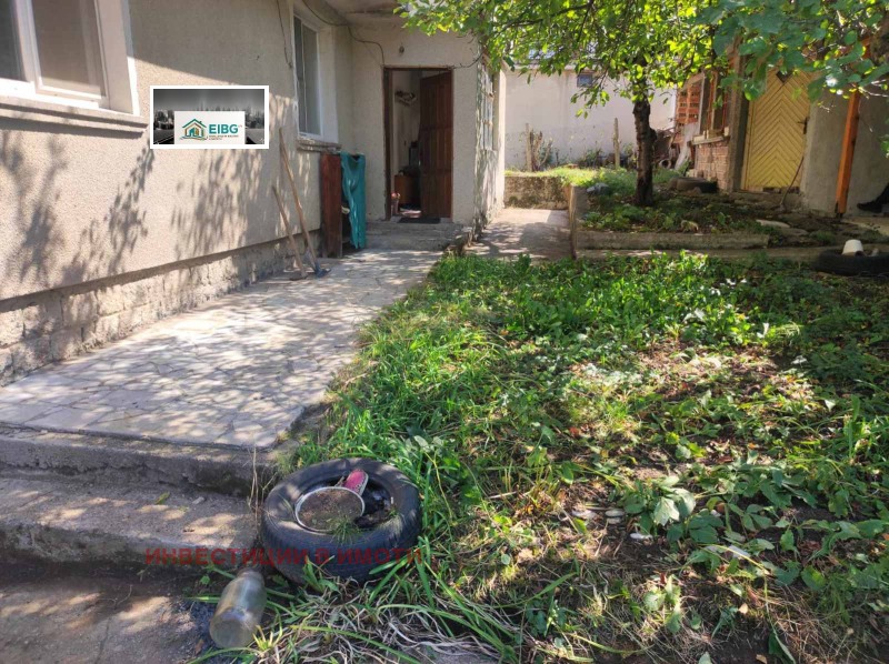 Продава  Къща област Перник , с. Рударци , 261 кв.м | 85174058 - изображение [2]