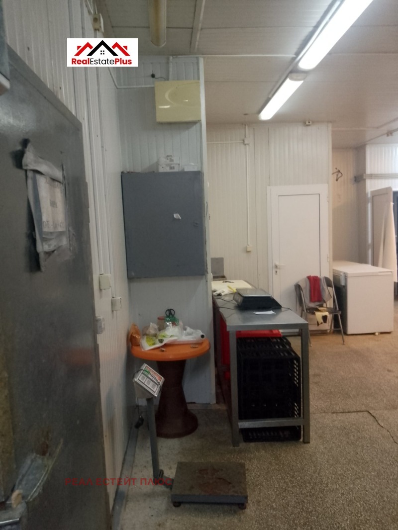 Продава ПРОМ. ПОМЕЩЕНИЕ, гр. Плевен, Дружба 4, снимка 7 - Производствени сгради - 52130128