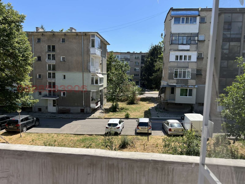 Продава 2-СТАЕН, гр. Разград, Център, снимка 6 - Апартаменти - 53429929