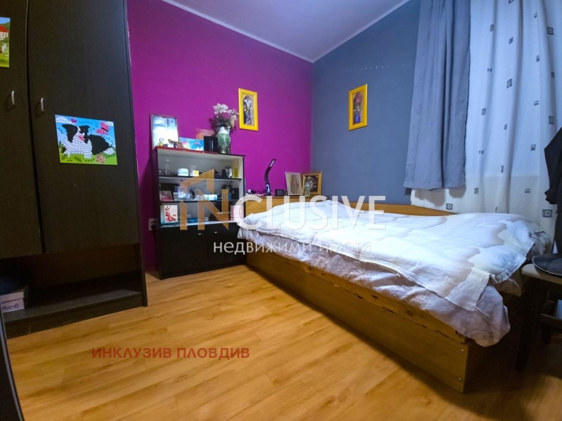 Продава ЕТАЖ ОТ КЪЩА, гр. Пловдив, Център, снимка 4 - Етаж от къща - 52371850