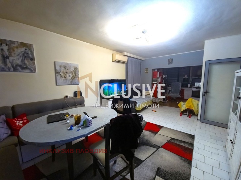 Продава ЕТАЖ ОТ КЪЩА, град Пловдив, Център • 350000 € / 684540.50 лв. • 39702212 1