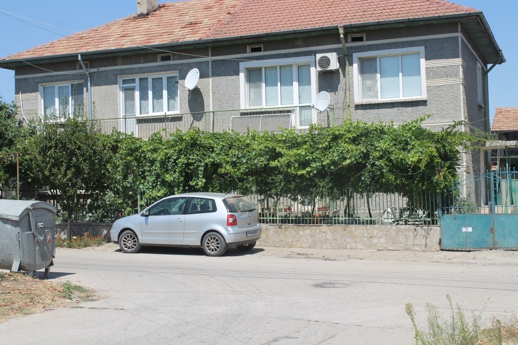 Продава ЕТАЖ ОТ КЪЩА, гр. Дулово, област Силистра