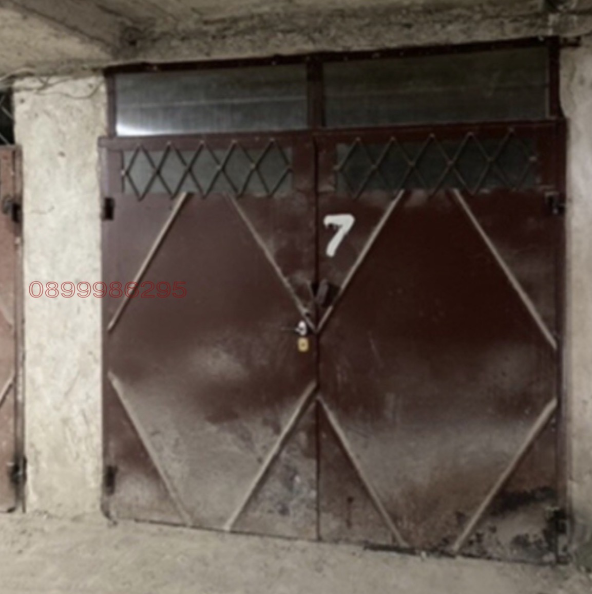 Продава ГАРАЖ, ПАРКОМЯСТО, гр. София, Хладилника