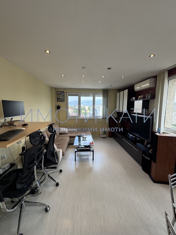 En venta  1 dormitorio Pernik , Dimova majala , 60 metros cuadrados | 99483719 - imagen [2]