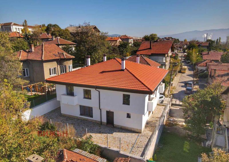 Продава 3-СТАЕН, град Перник, Димова махала • 120000 € • 44023093 — Holmes.bg