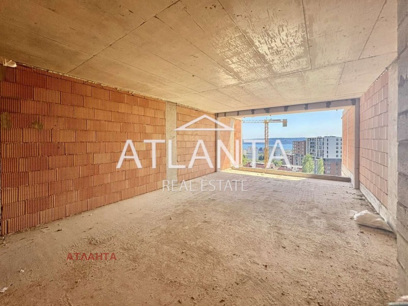 Продава  3-стаен, град Варна, Бриз •  288 500 EUR • ID 78535406 — holmes.bg - [1] 