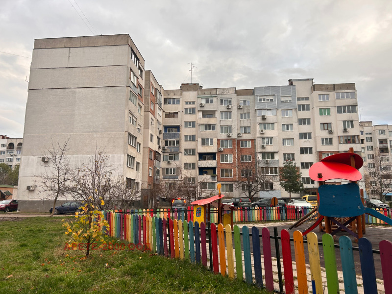 Продава 3-СТАЕН, гр. София, Обеля 1