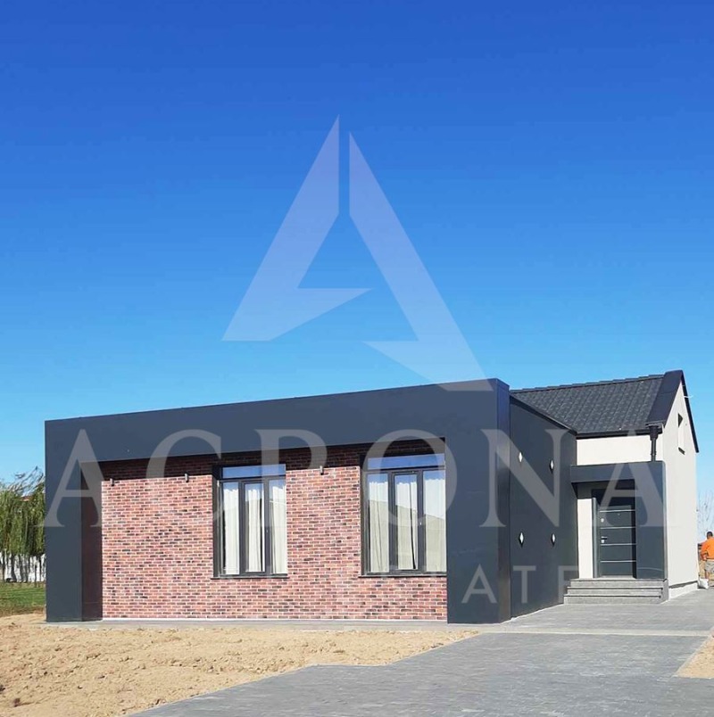 Продава КЪЩА, област Пловдив, с. Радиново • 318000 € • 75038348 — Holmes.bg