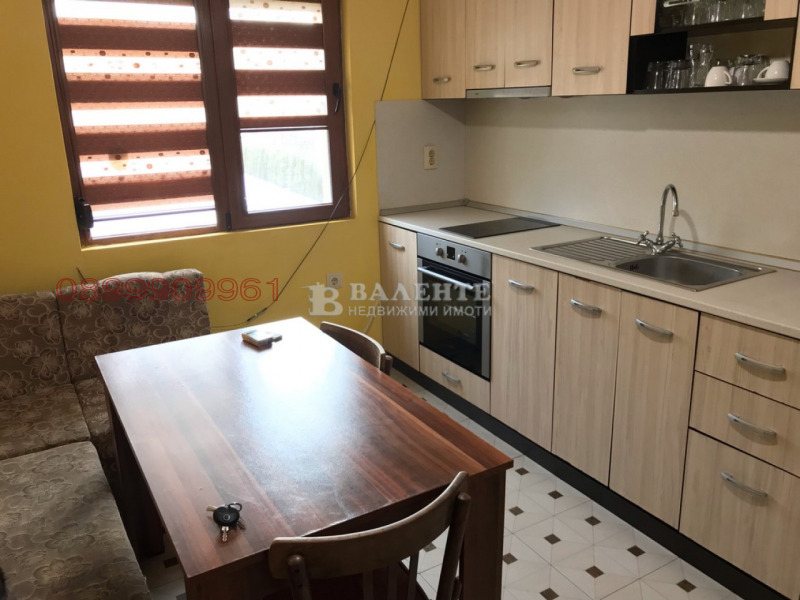 Продава ВИЛА, гр. Свищов, област Велико Търново, снимка 7 - Вили - 53138496