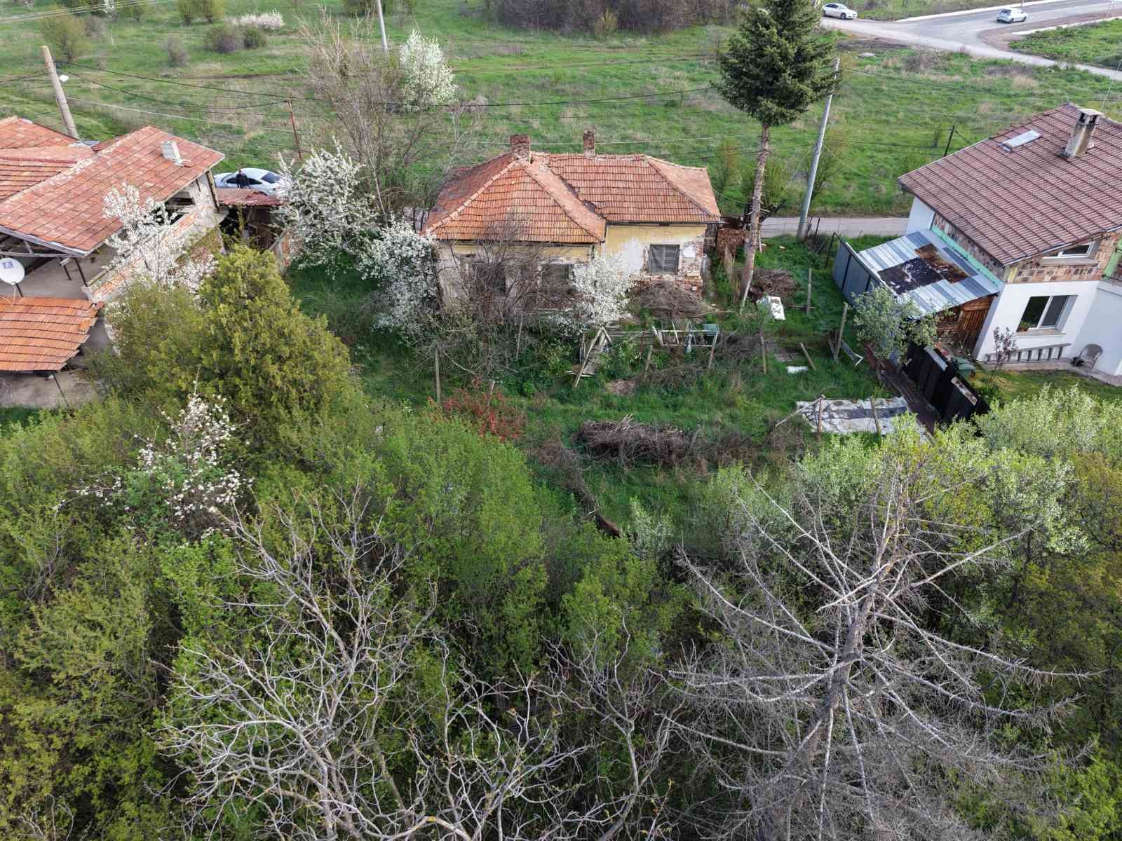 Продава КЪЩА, гр. София, с. Волуяк, снимка 3 - Къщи - 54263681