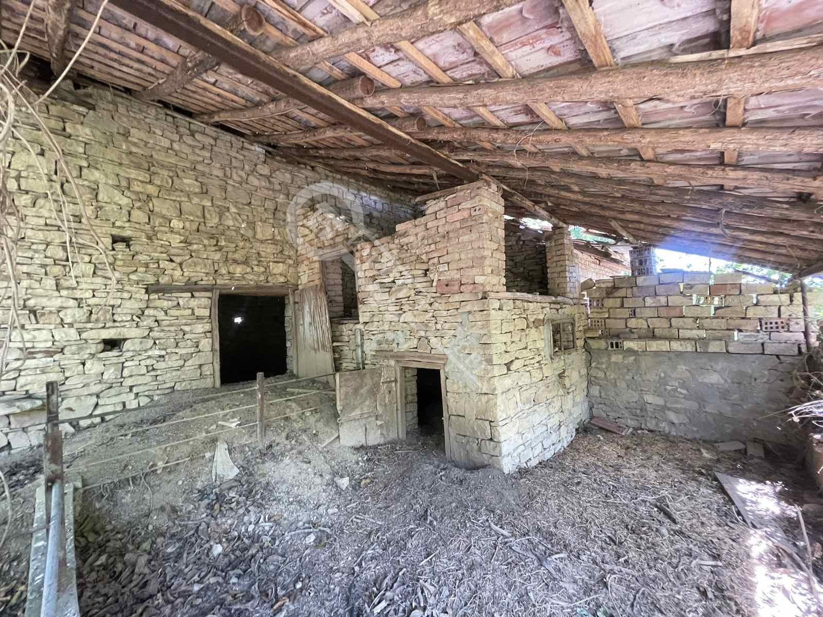 Продава КЪЩА, с. Долна Липница, област Велико Търново, снимка 13 - Къщи - 55987756