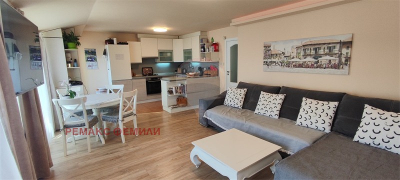 Продава  3-стаен град Варна , Левски 1 , 100 кв.м | 95148331