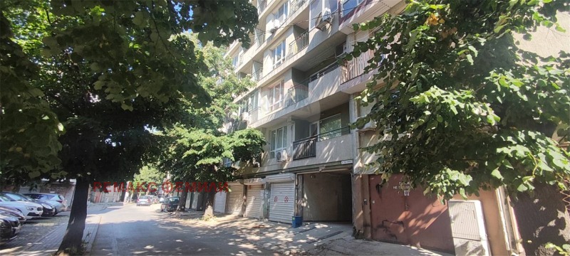 Продава  3-стаен град Варна , Левски 1 , 100 кв.м | 95148331 - изображение [15]