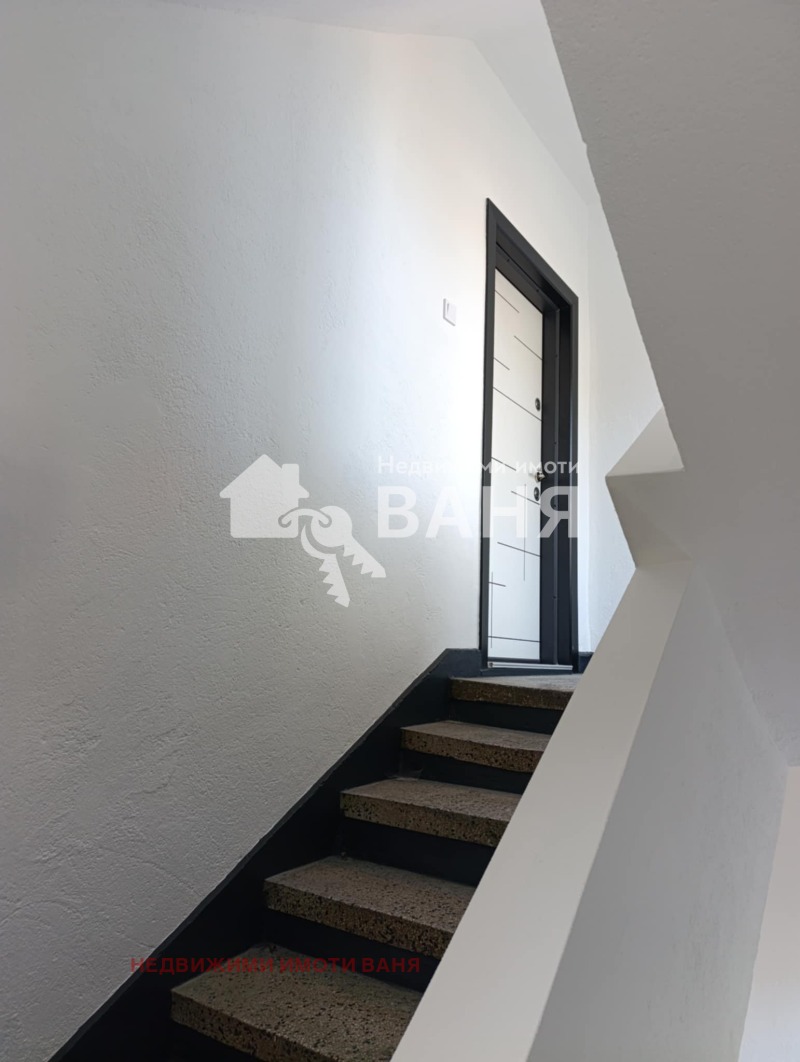 Продава ЕТАЖ ОТ КЪЩА, гр. Сопот, област Пловдив, снимка 6 - Етаж от къща - 52379593