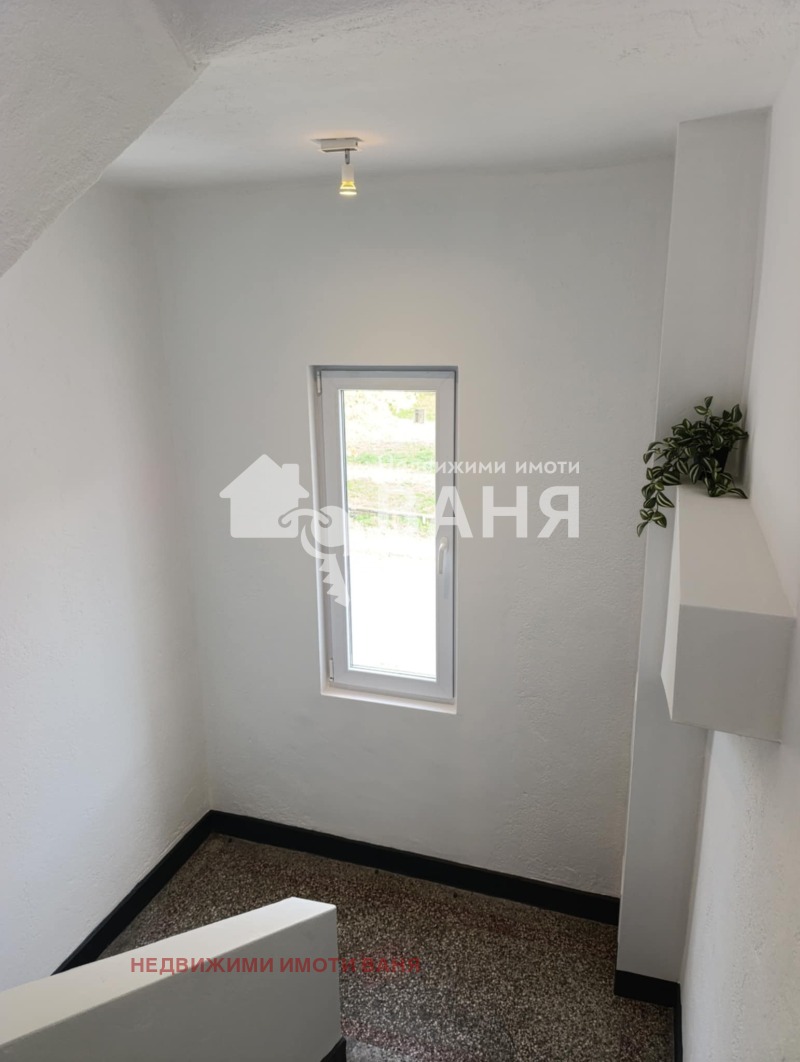 Продава ЕТАЖ ОТ КЪЩА, гр. Сопот, област Пловдив, снимка 14 - Етаж от къща - 52379593