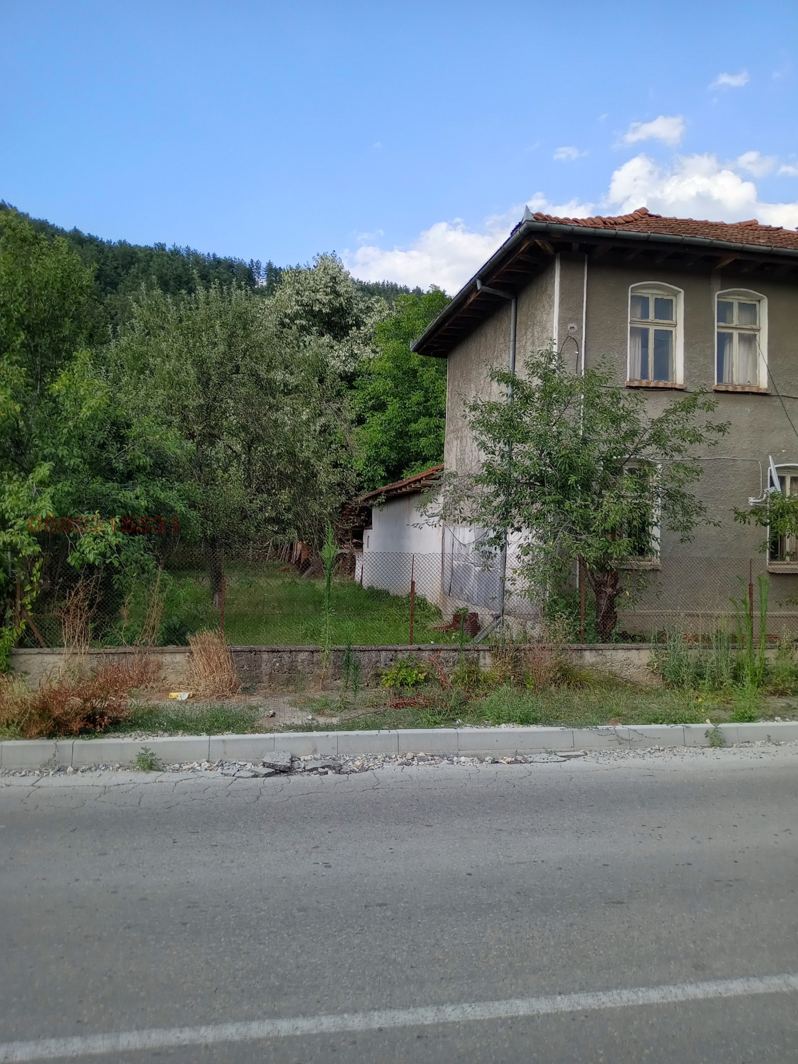 Продава КЪЩА, гр. Априлци, област Ловеч, снимка 8 - Къщи - 55622640