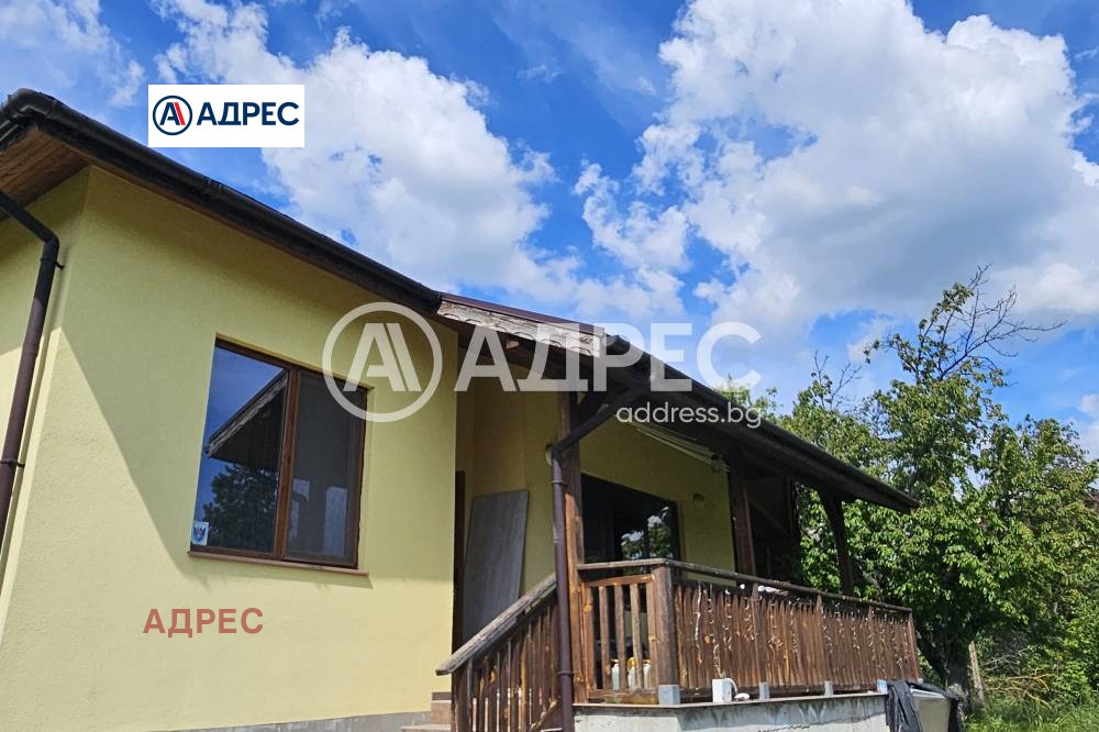 Продава КЪЩА, с. Слънчево, област Варна