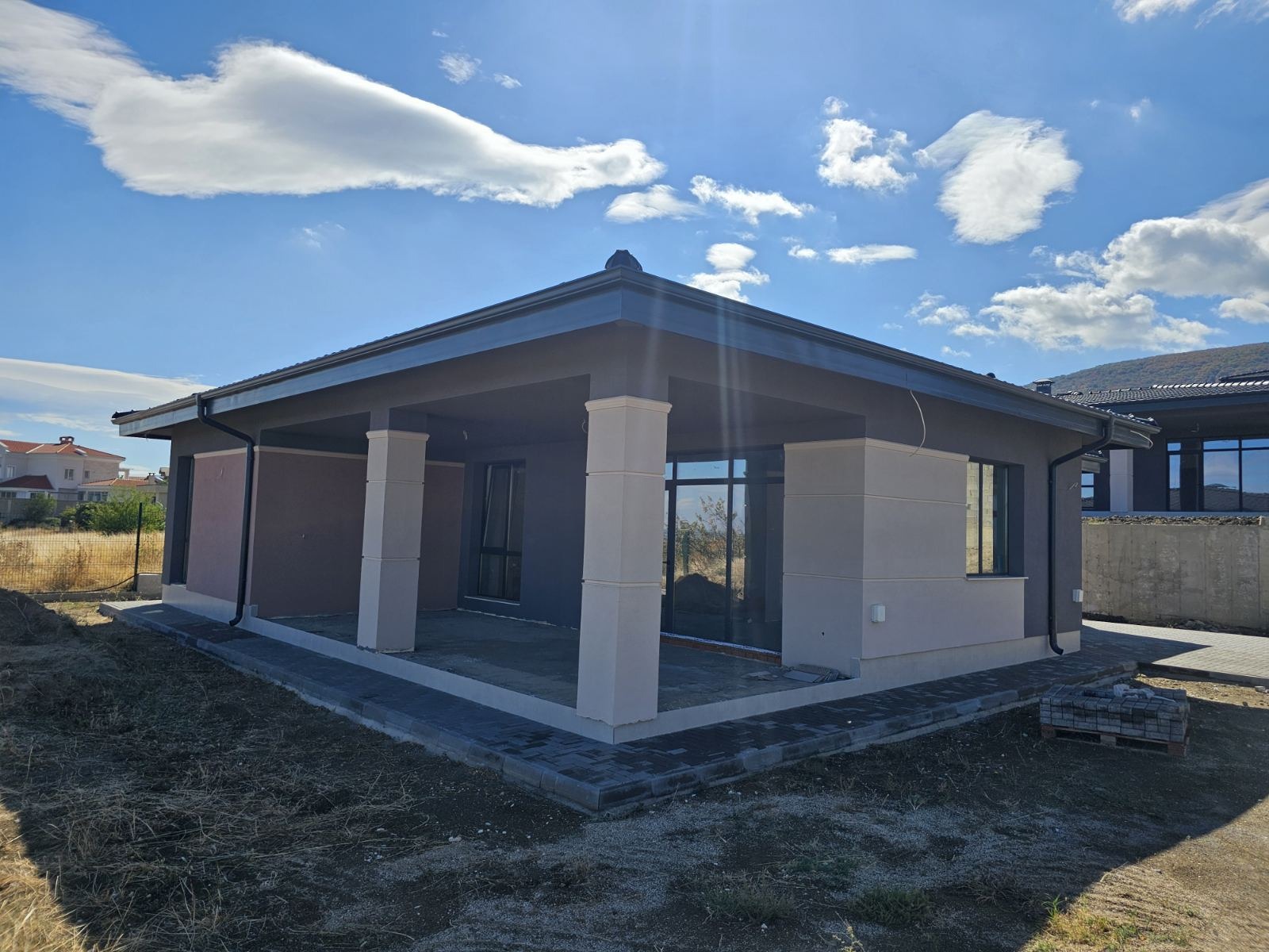 Продава КЪЩА, с. Скутаре, област Пловдив