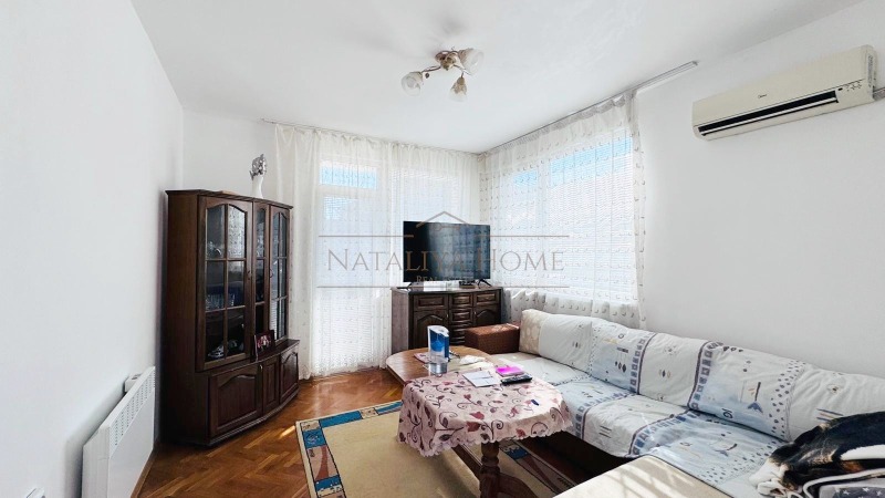 Продава  Етаж от къща град Бургас , Сарафово , 152 кв.м | 34657038 - изображение [2]