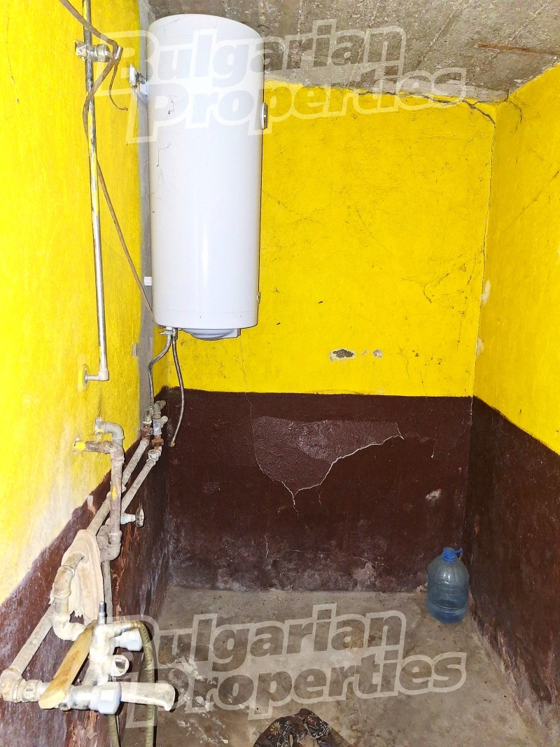 Продава КЪЩА, с. Татари, област Плевен, снимка 10 - Къщи - 53034905