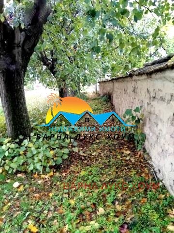 Продава КЪЩА, с. Царевци, област Варна, снимка 2 - Къщи - 53333977