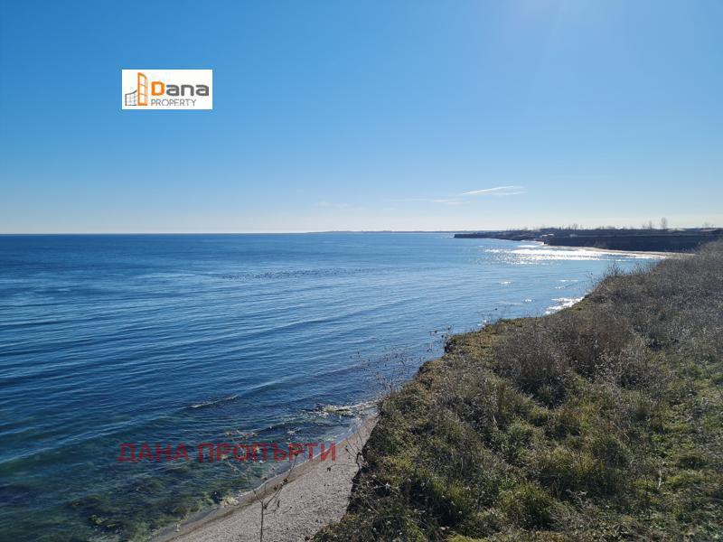 Продава ПАРЦЕЛ, с. Крапец, област Добрич, снимка 2 - Парцели - 55065841