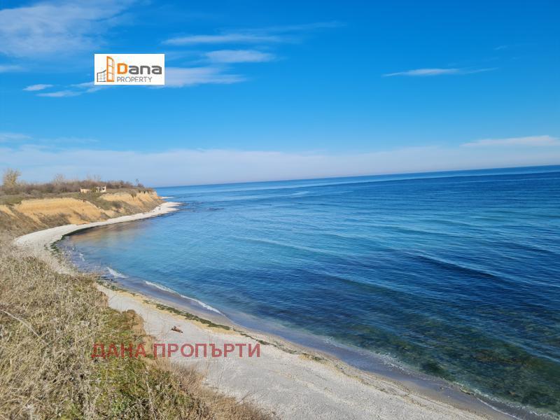 Продава ПАРЦЕЛ, с. Крапец, област Добрич, снимка 4 - Парцели - 55065841