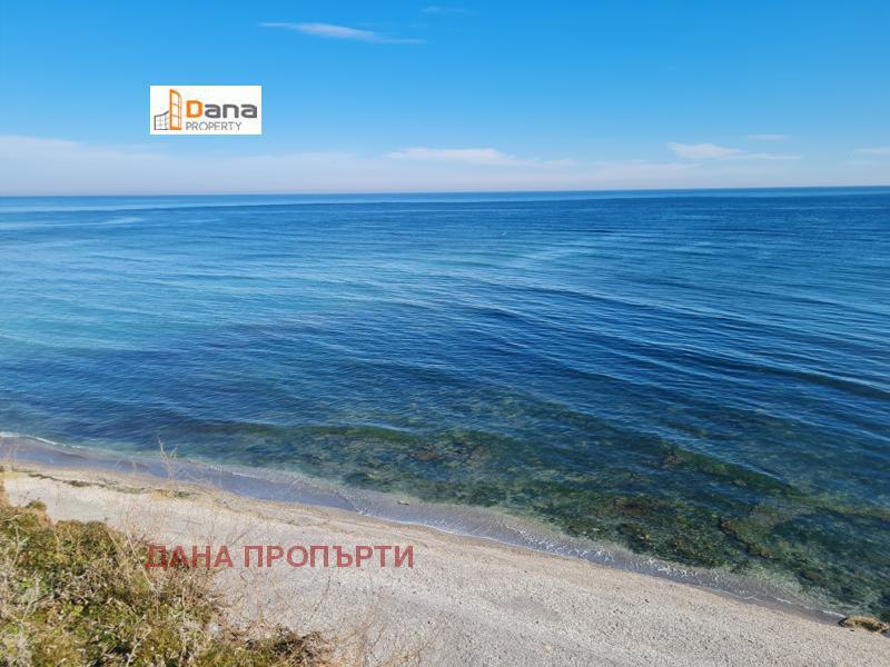 Продава ПАРЦЕЛ, с. Крапец, област Добрич, снимка 3 - Парцели - 55065841