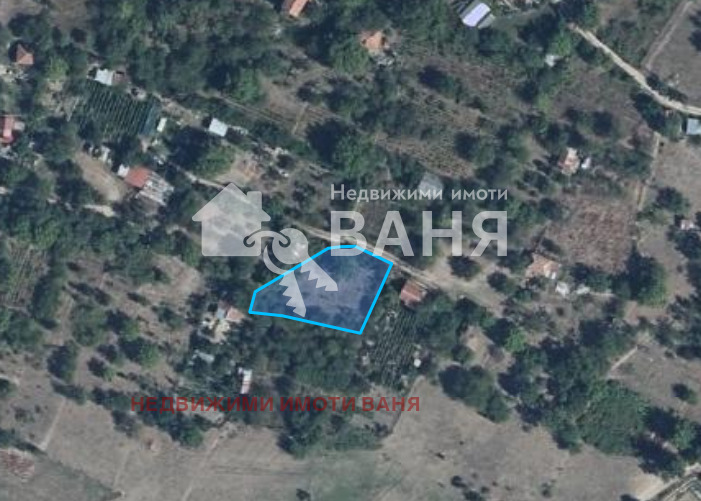 Продава  Парцел област Пловдив , гр. Карлово , 793 кв.м | 85639671
