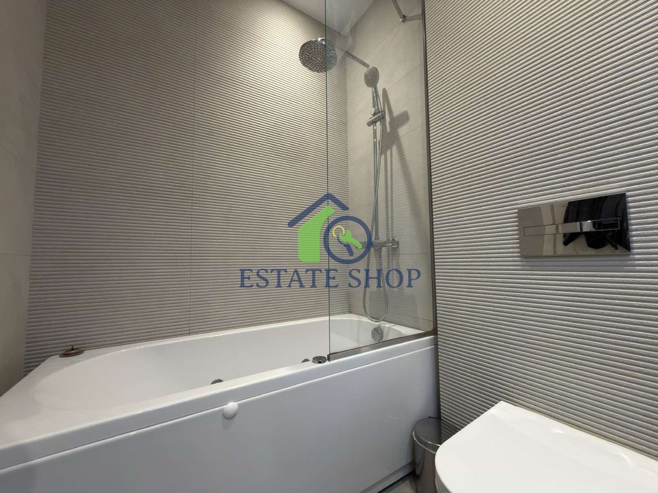 Продава КЪЩА, гр. Пловдив, Остромила, снимка 13 - Къщи - 54051301