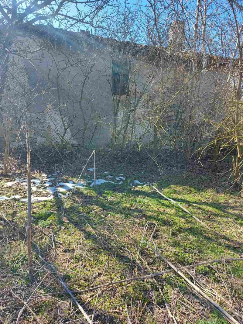 Продава КЪЩА в област Варна, с. Оборище - 99 кв.м / 33 000 € » 64 542.39 лв., ЛАЙЪНС ГРУП