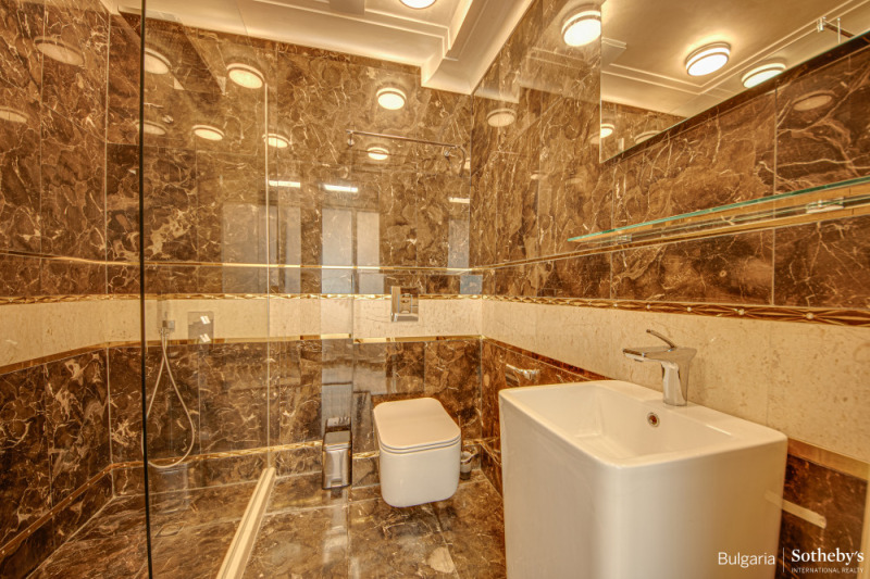 In vendita  3 camere da letto Sofia , Lozenets , 177 mq | 50960880 - Immagine [17]