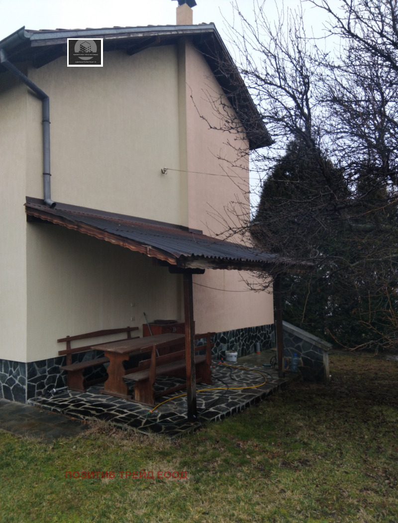 Продава КЪЩА, гр. Дупница, област Кюстендил, снимка 2 - Къщи - 53288124