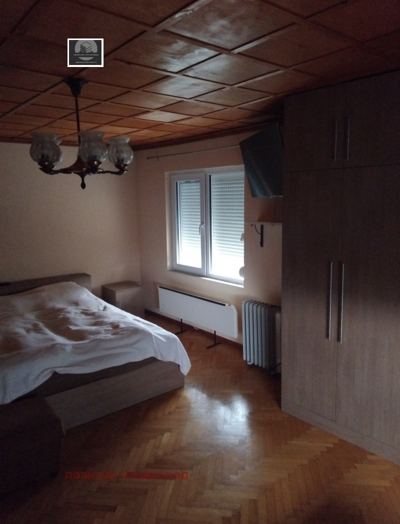 Продава КЪЩА, гр. Дупница, област Кюстендил, снимка 11 - Къщи - 53288124