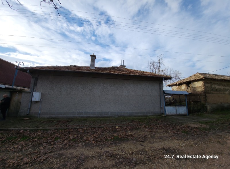 Продава КЪЩА, с. Мадара, област Шумен, снимка 8 - Къщи - 53562135