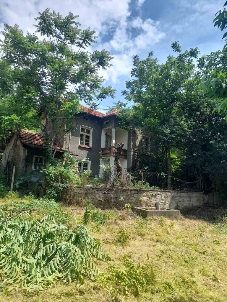 Продава КЪЩА, с. Слатина, област Ловеч