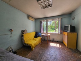 1 ložnice Zacharna fabrika, Sofia 2