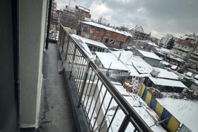 2 makuuhuonetta Ovtša kupel 1, Sofia