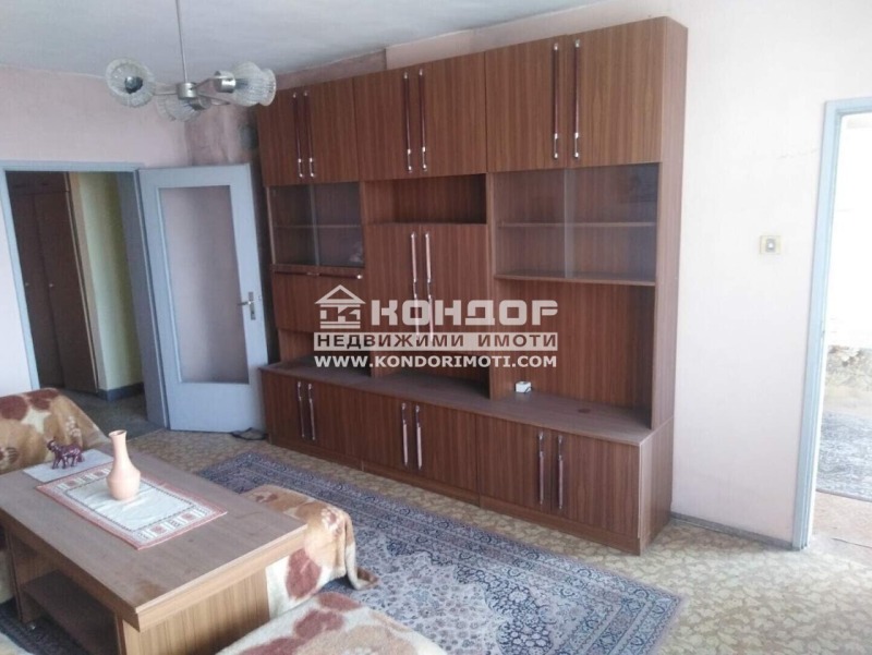 For Sale  1 bedroom Plovdiv , Vastanicheski , 88 sq.m | 99742991 - image [2]