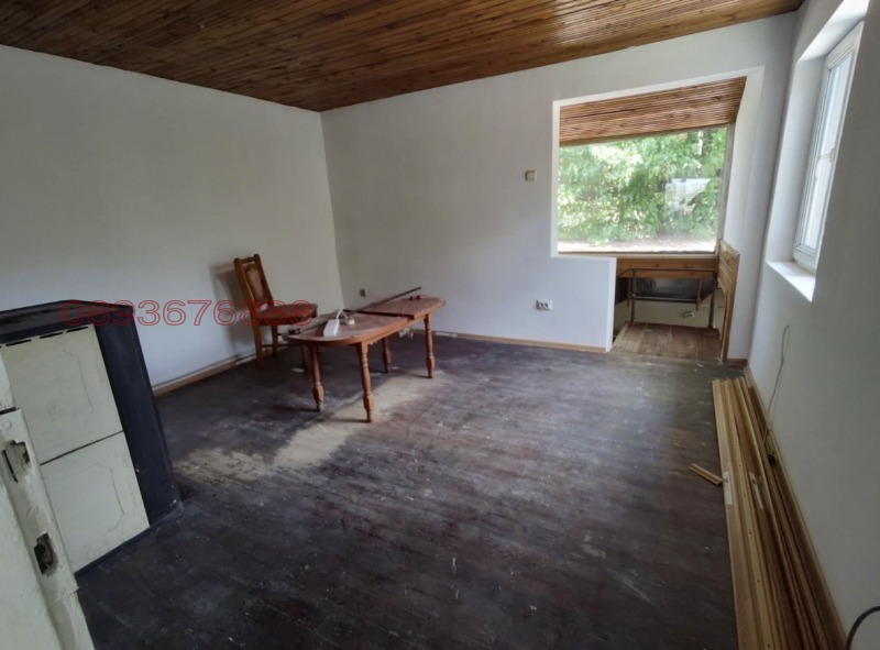 Продава КЪЩА, с. Брестак, област Варна, снимка 5 - Къщи - 53401461