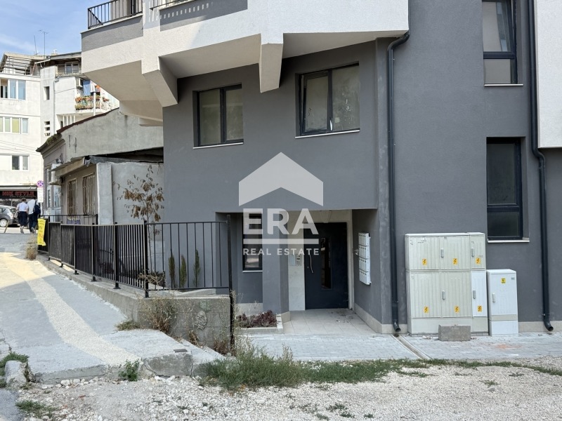 Продава ГАРАЖ, ПАРКОМЯСТО, гр. Варна, Център, снимка 5 - Гаражи и паркоместа - 56016085