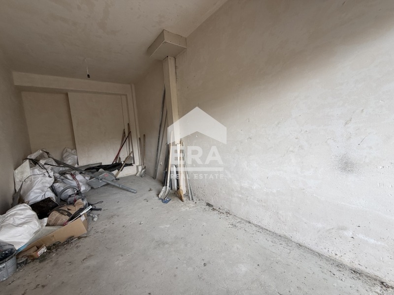Продава ГАРАЖ, ПАРКОМЯСТО, гр. Варна, Център, снимка 2 - Гаражи и паркоместа - 56016085