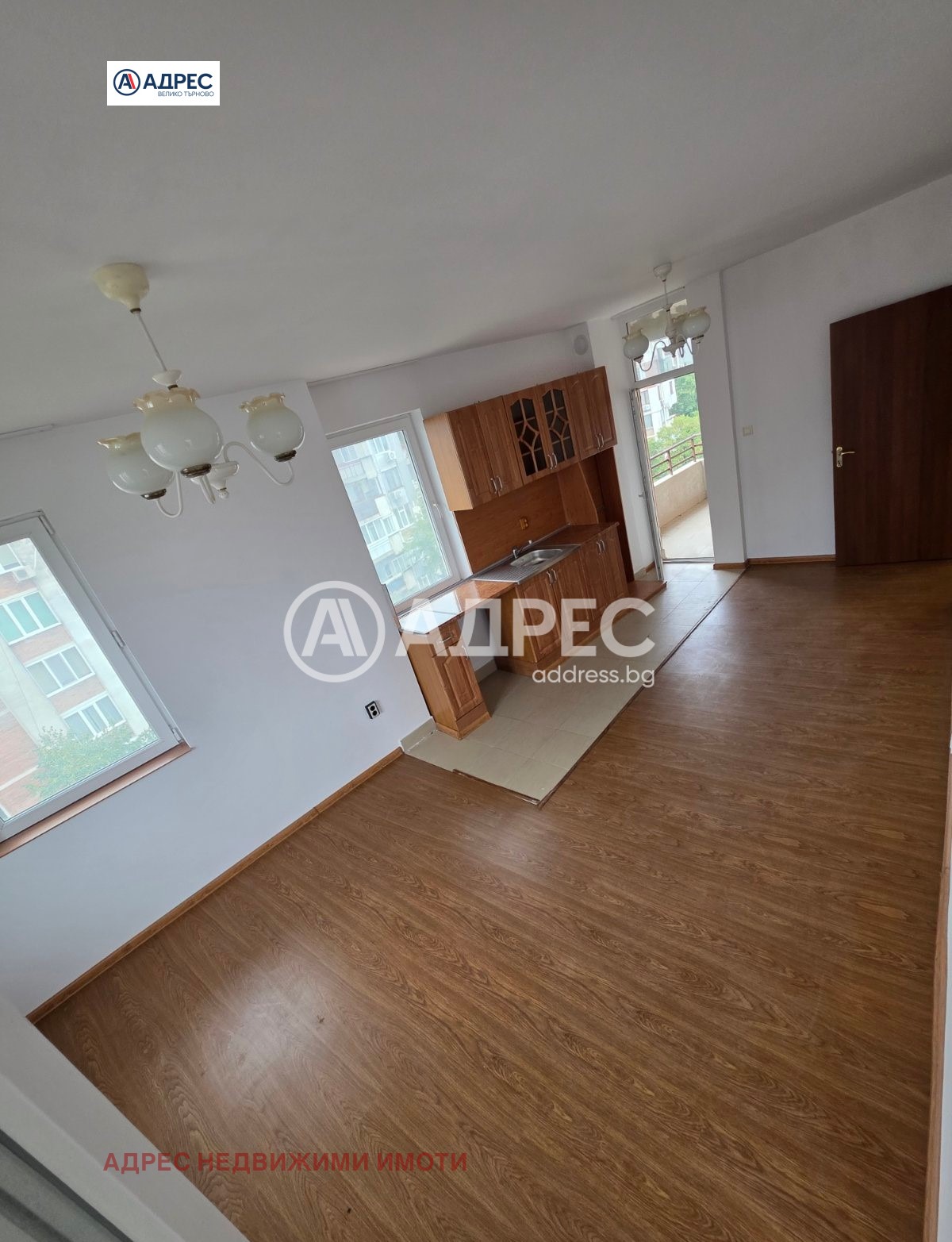 Продава 3-СТАЕН, гр. Велико Търново, Бузлуджа, снимка 2 - Апартаменти - 54255352