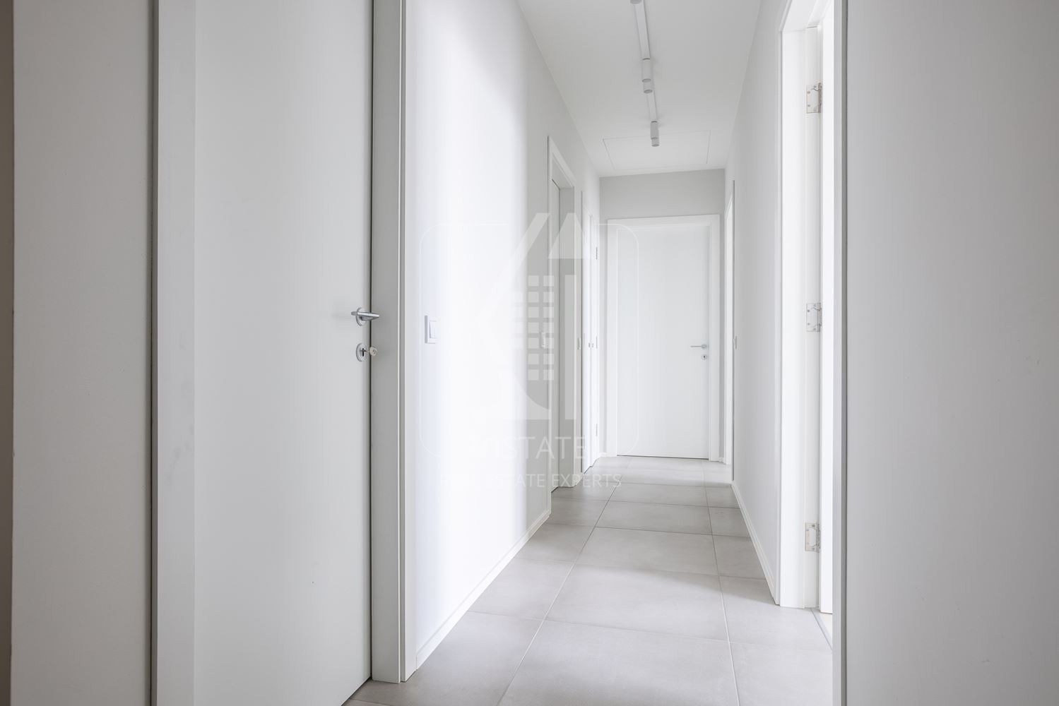 Продава 4-СТАЕН, гр. София, Кръстова вада, снимка 6 - Апартаменти - 56369844