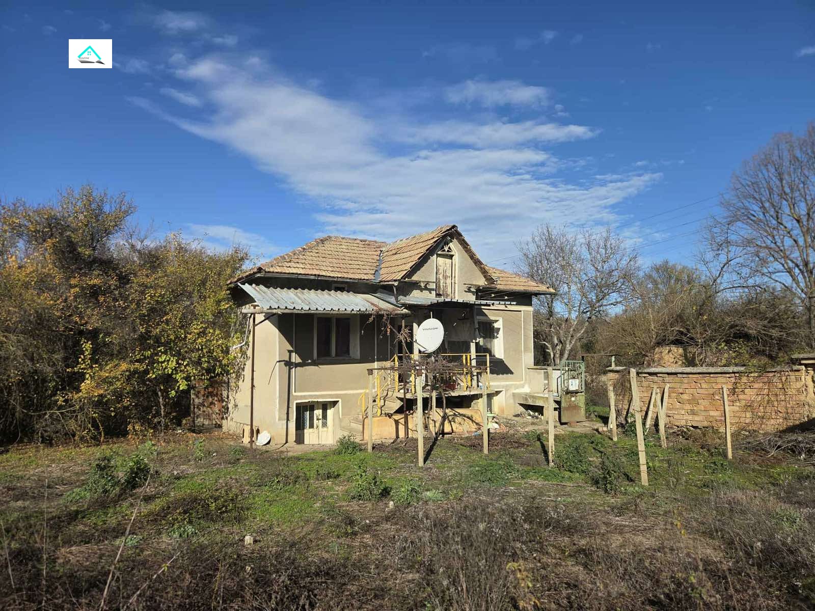 Продава КЪЩА, с. Сломер, област Велико Търново