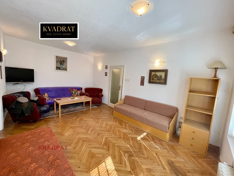 Продава 2-СТАЕН в град София, Център - 60 кв.м / 189 900 € » 371 412.12 лв., КВАДРАТ